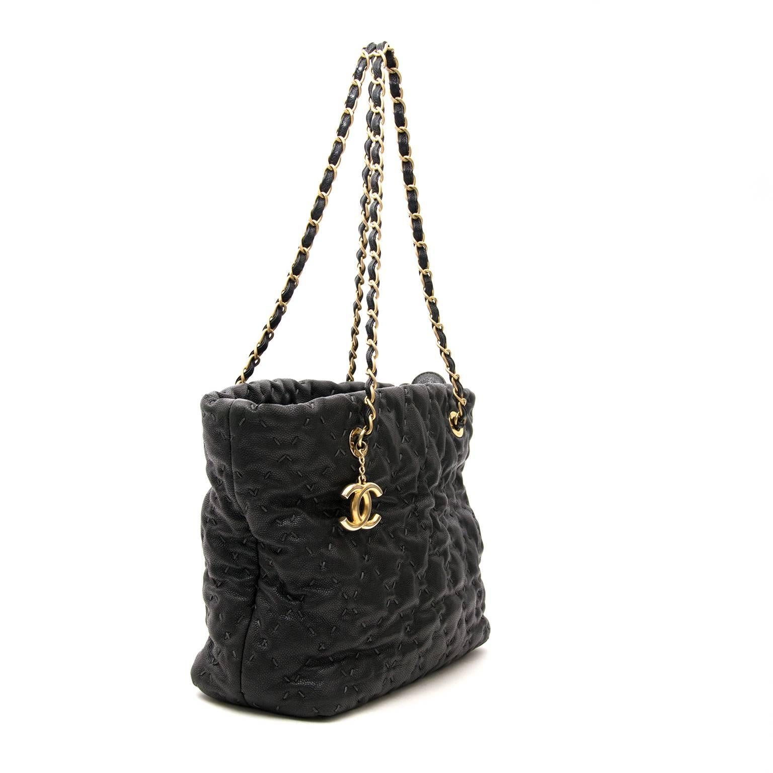 Chanel Black Stitched Shoulder Bag 1