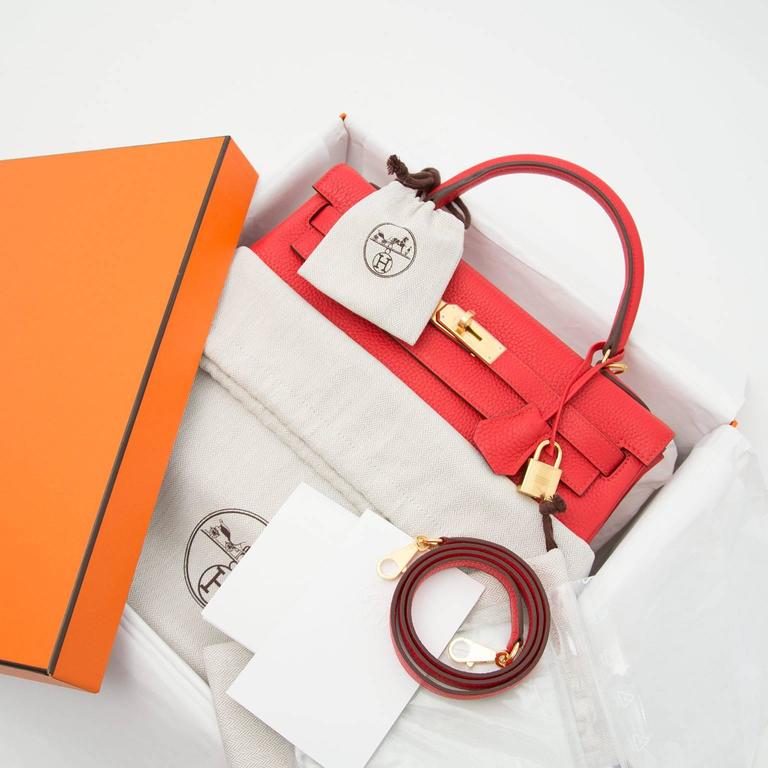 BRAND NEW Hermes Kelly Clemence Taurillon Rouge Tomate 32 at 1stDibs ...