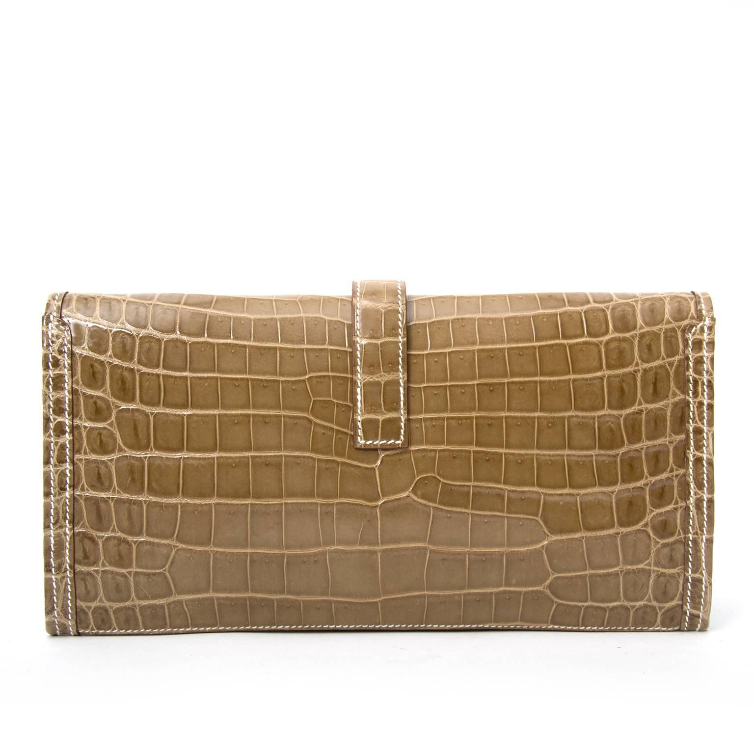 Hermes Pochette Jige Elan 29 Crocodile Niloticus Lisse Ficelle In New Condition In Antwerp, BE