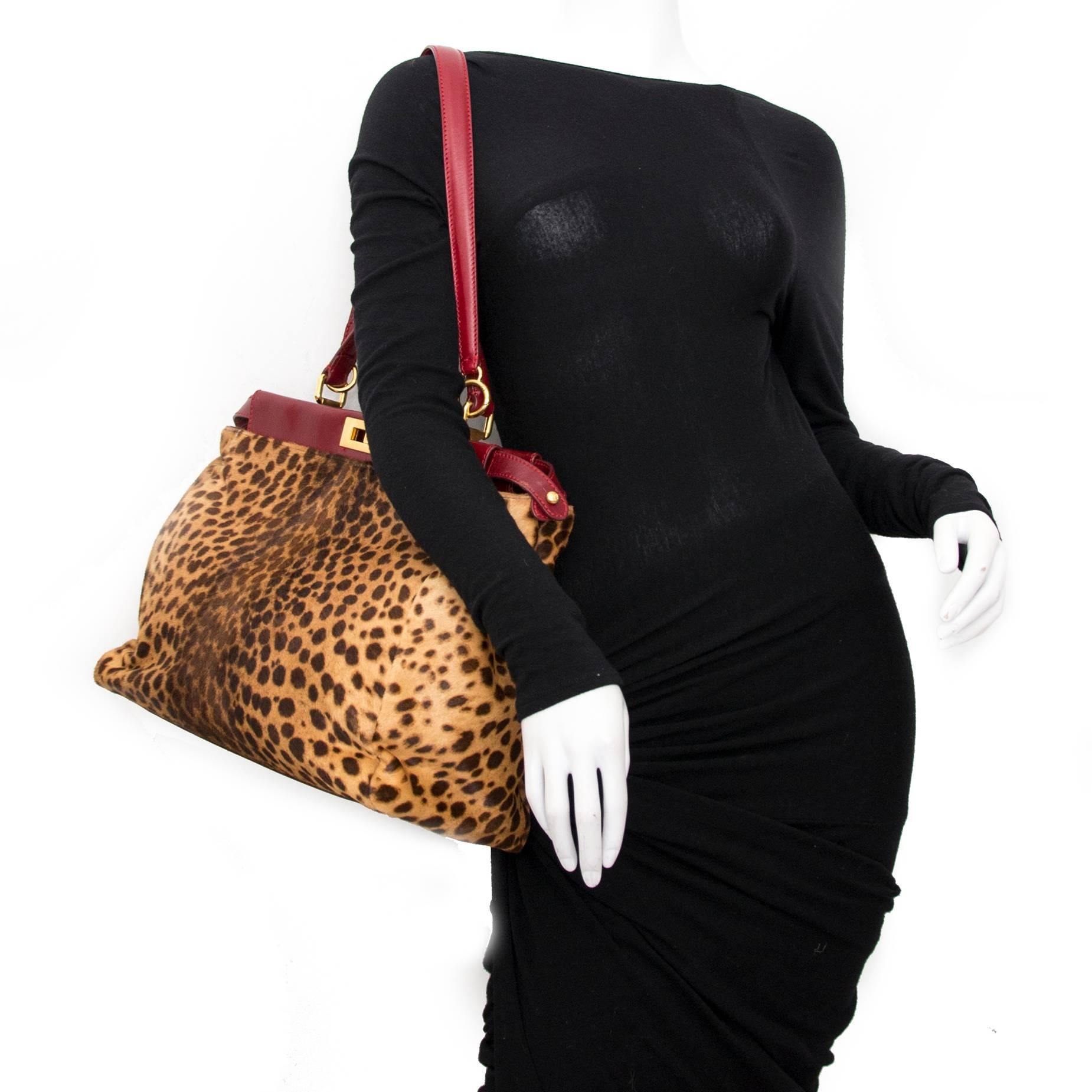 Very Rare Fendi Peekaboo Large in Leopard Calf and Burgundy  In Good Condition In Antwerp, BE