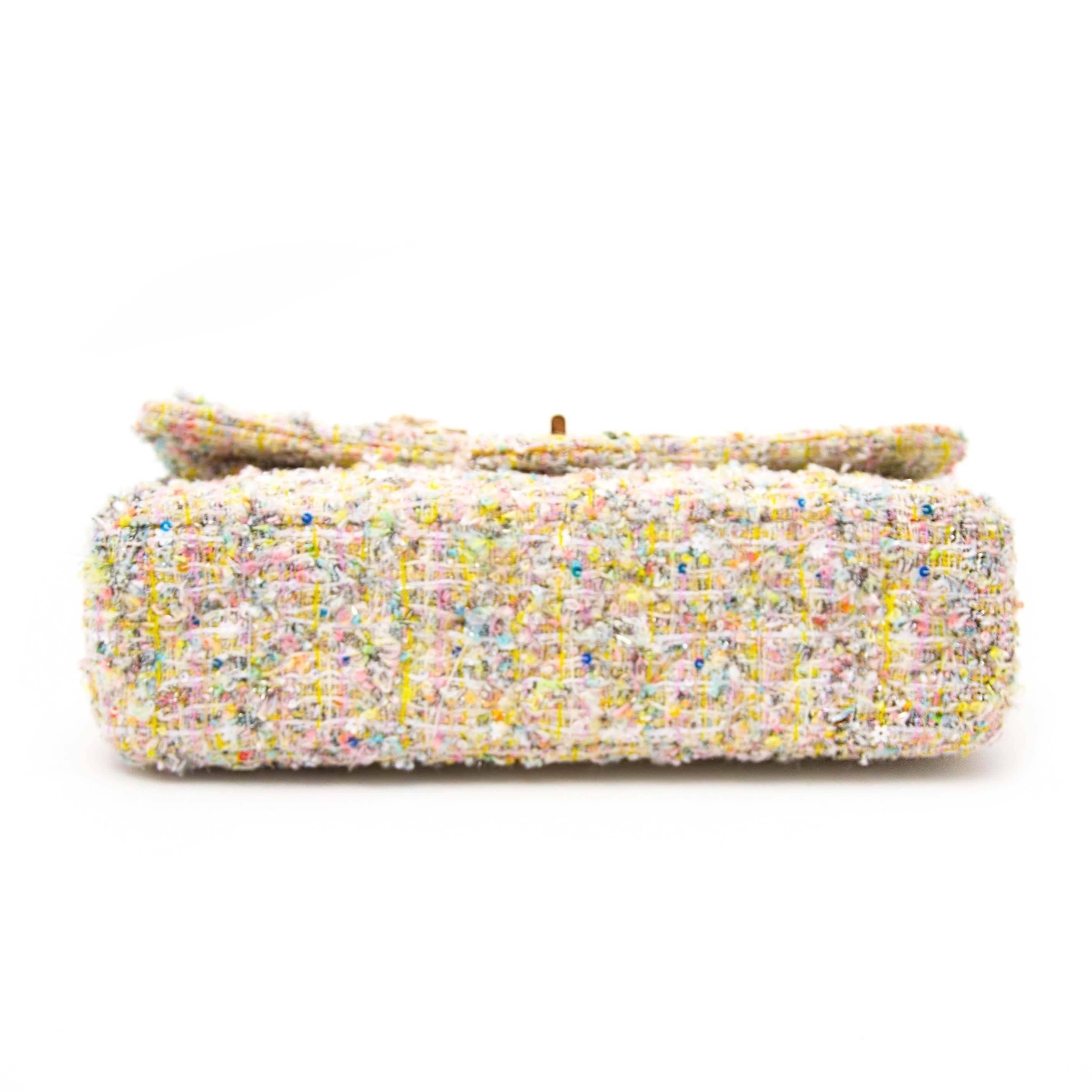 Beige Chanel Tweed Garden Party 2.55 Reissue Flap Bag