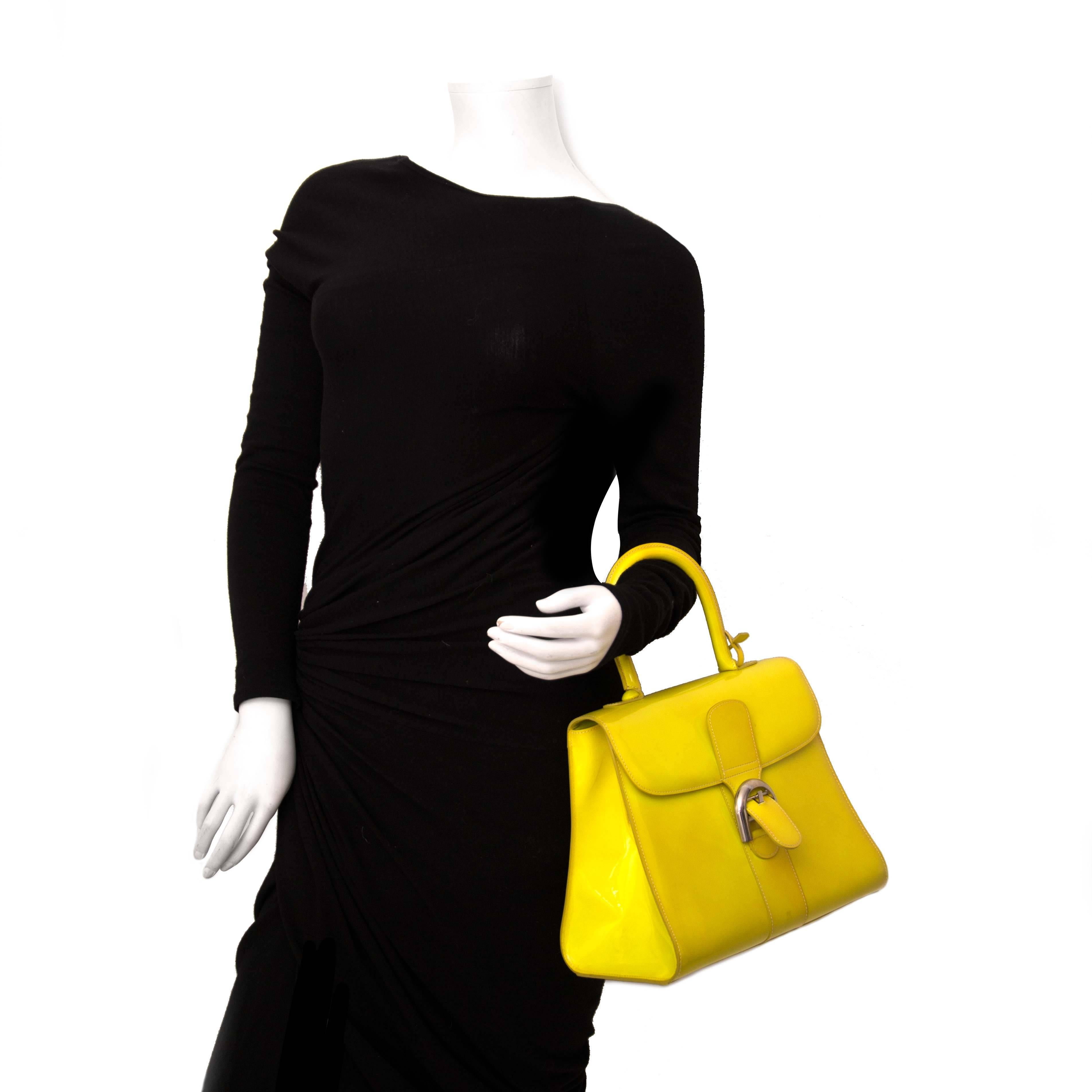 Delvaux Limited Patent Fluorescent Yellow Brillant closure Bag In Fair Condition In Antwerp, BE