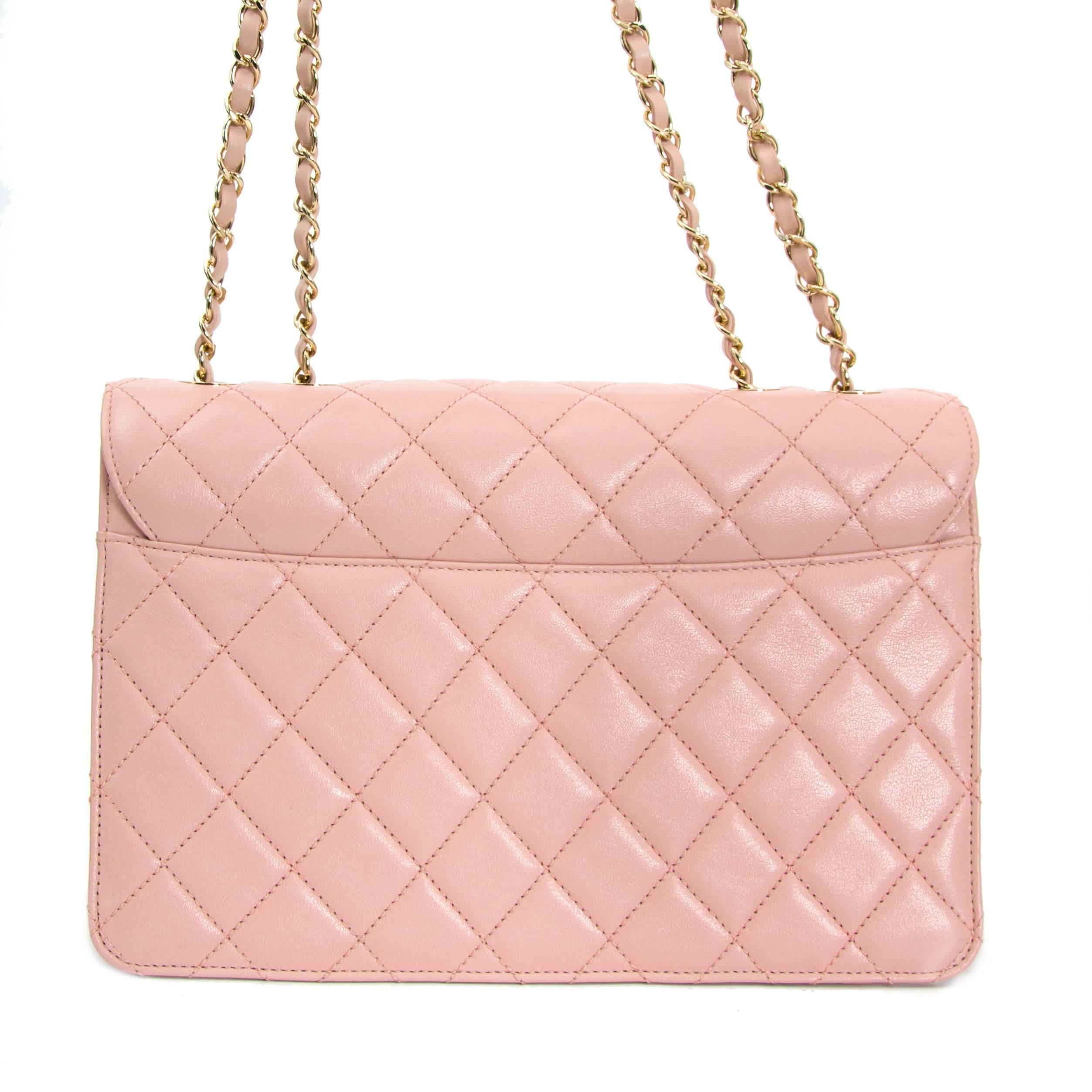 chanel pink shoulder bag