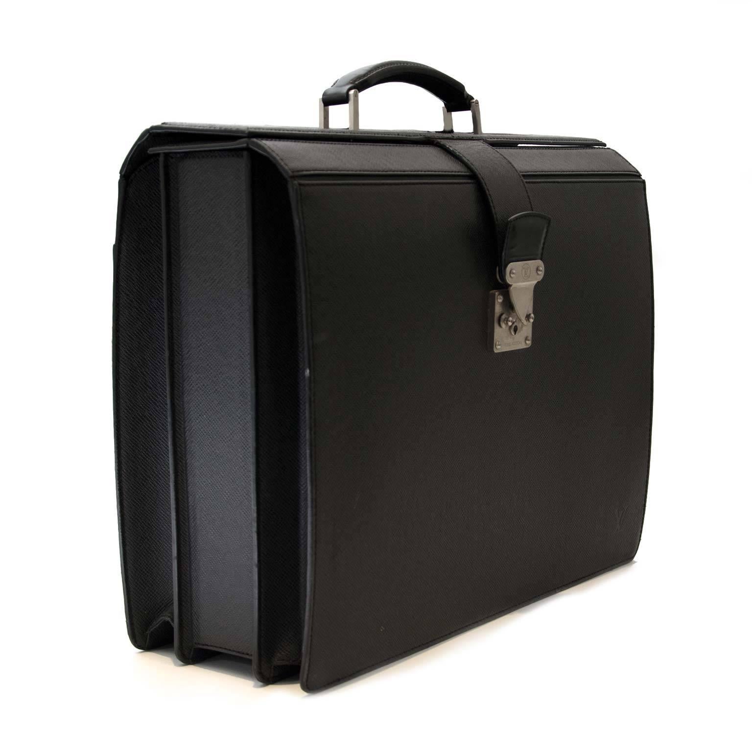 Black Louis Vuitton Vintage Taiga Briefcase Pilot Case Oural Epicea