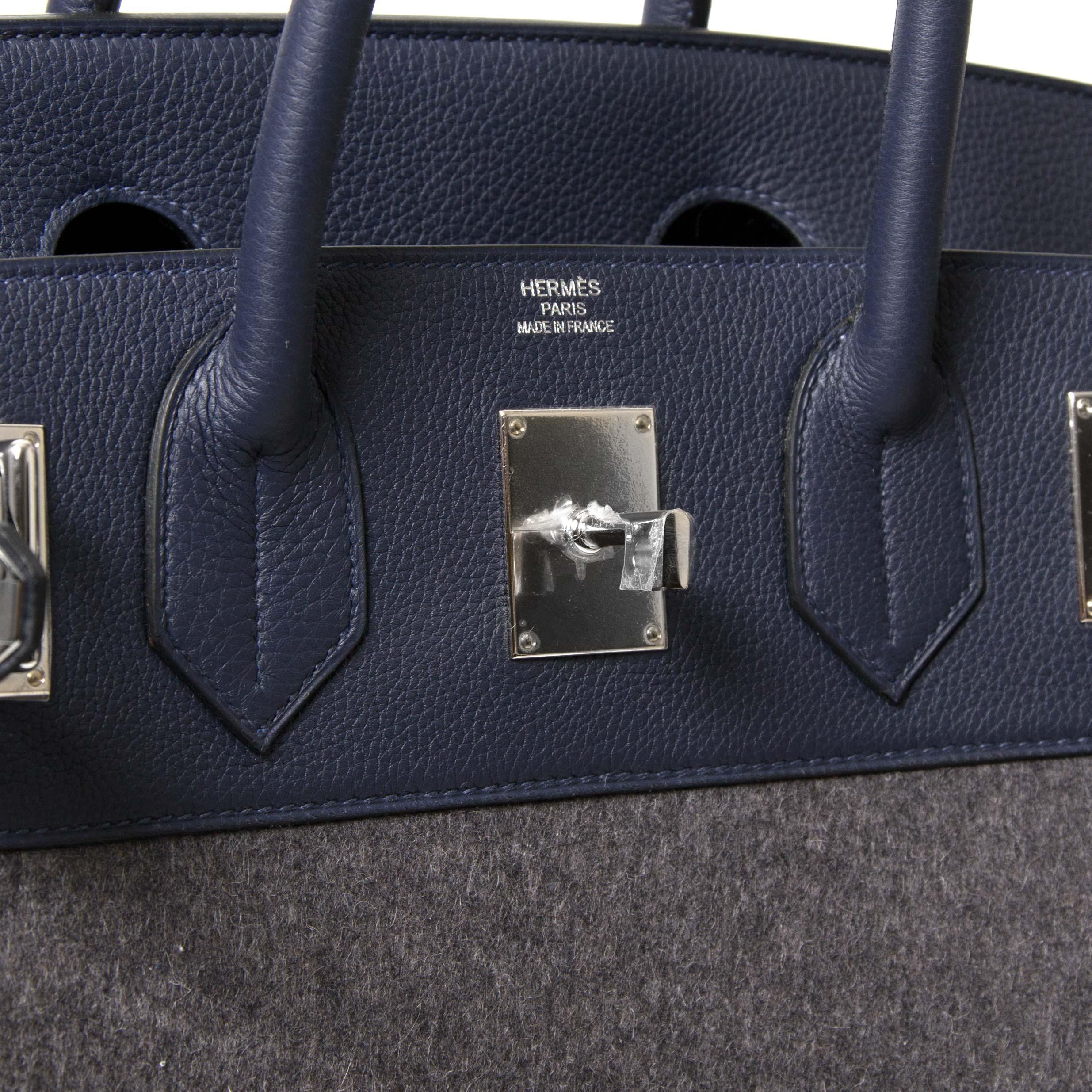 Diese extrem seltene Hermès Birkin 40 HAC Bag ist die ultimative Reisetasche. Die Tasche mit dem Namen Haut a Courroies (HAC):: was so viel wie 