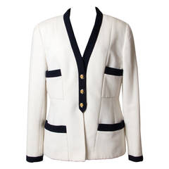 Chanel Vintage White And Navy Blazer