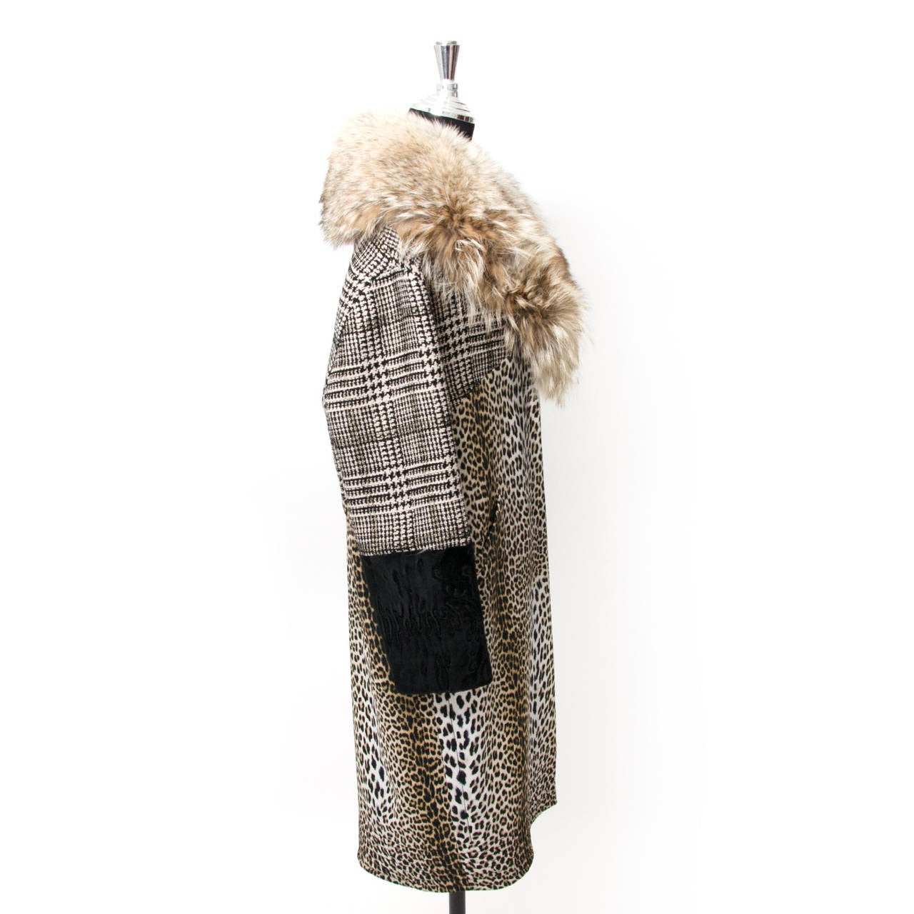 Emanuel Ungaro Fox Collar 3-Tone Tweed Leopard Print Astrakhan Coat In Excellent Condition In Antwerp, BE