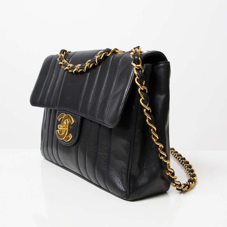 Women's Chanel Black Jumbo Classic Flap Bag