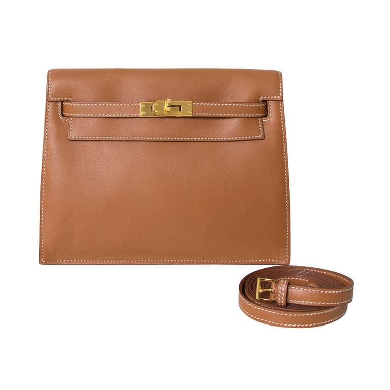 Hermès Kelly Danse Pochette Gold GHW at 1stDibs