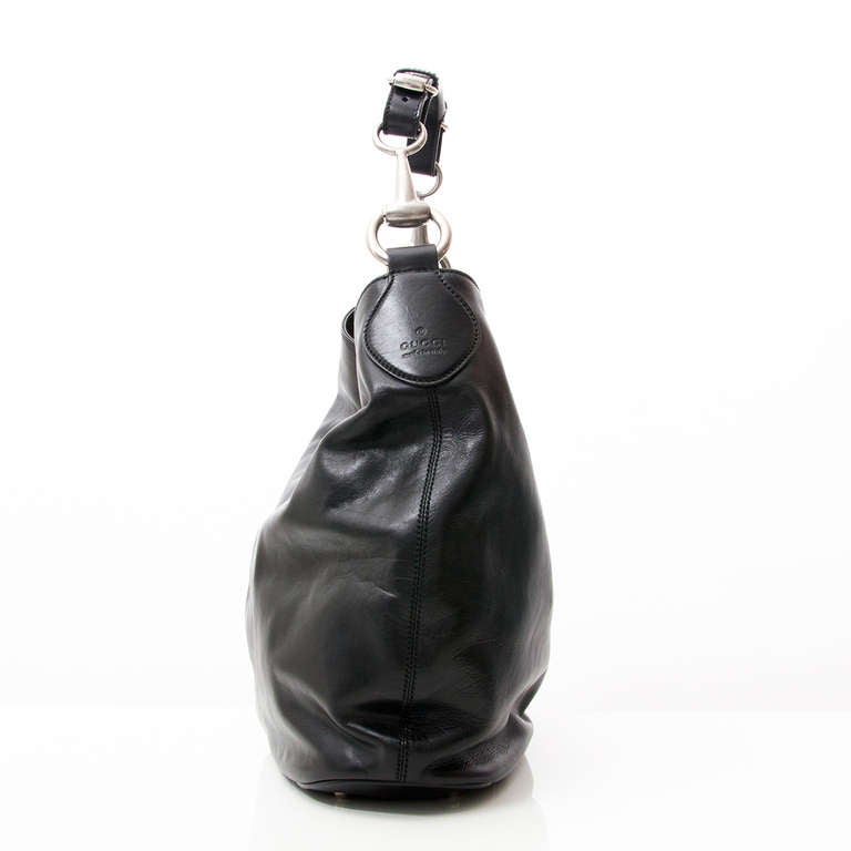 Gucci Black Hobo Shoulder Bag In Excellent Condition In Antwerp, BE