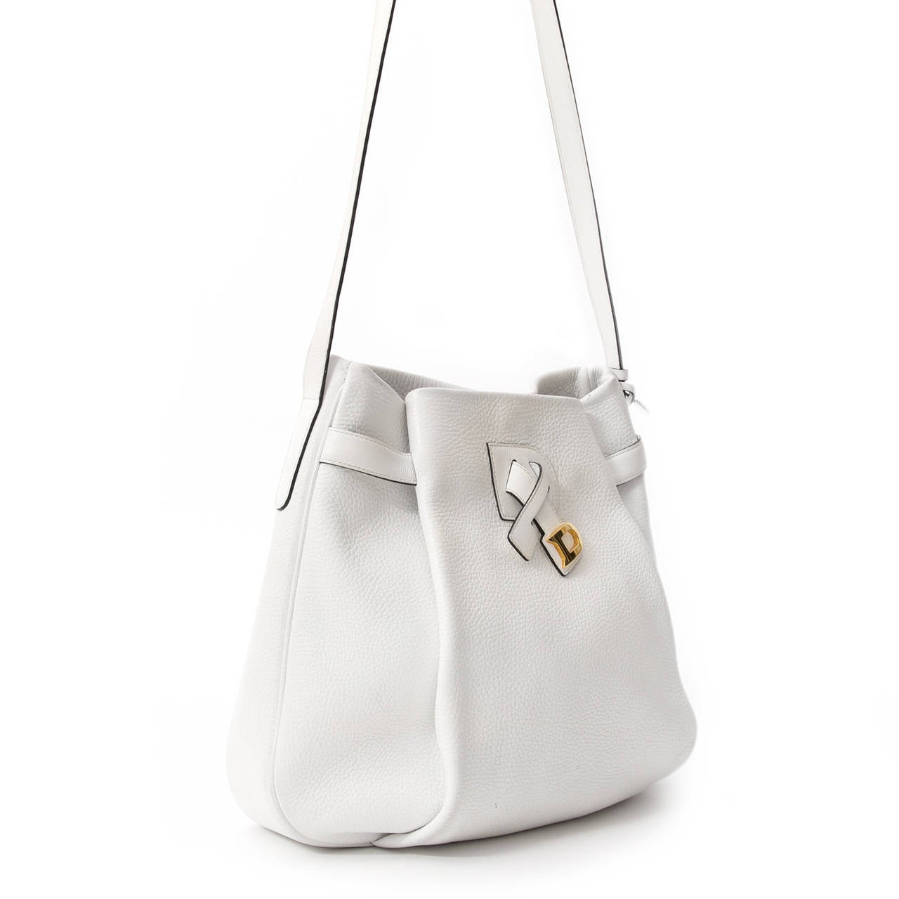 If you were loking for that perfect and practical daybag, this might be it! 
White calfskin hobo shoulder bag with adjustable strap by Delvaux. Gold-tone hardware. Suede lining.