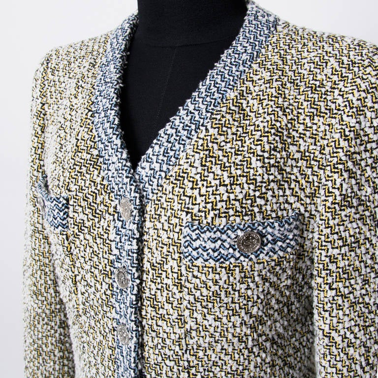 Chanel Yellow & Blue Tweed Jacket In Excellent Condition In Antwerp, BE