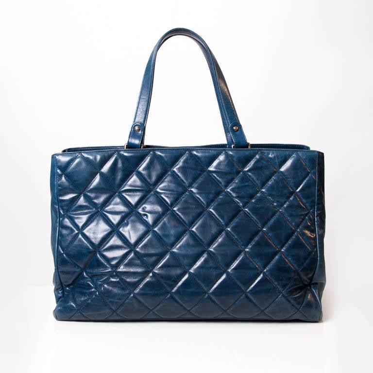 chanel quilted large tote bag