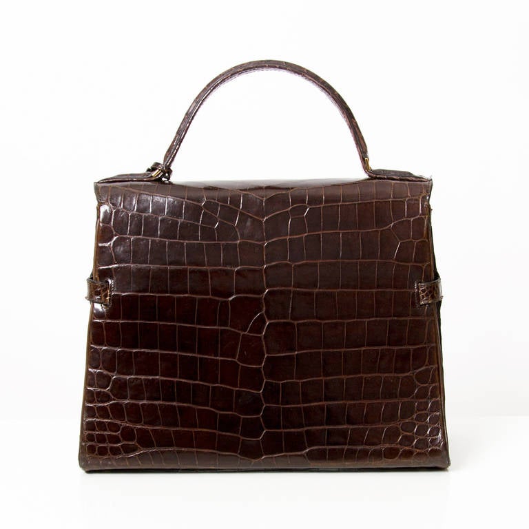 Delvaux Brown Gold Tempete Croco GM In Excellent Condition In Antwerp, BE