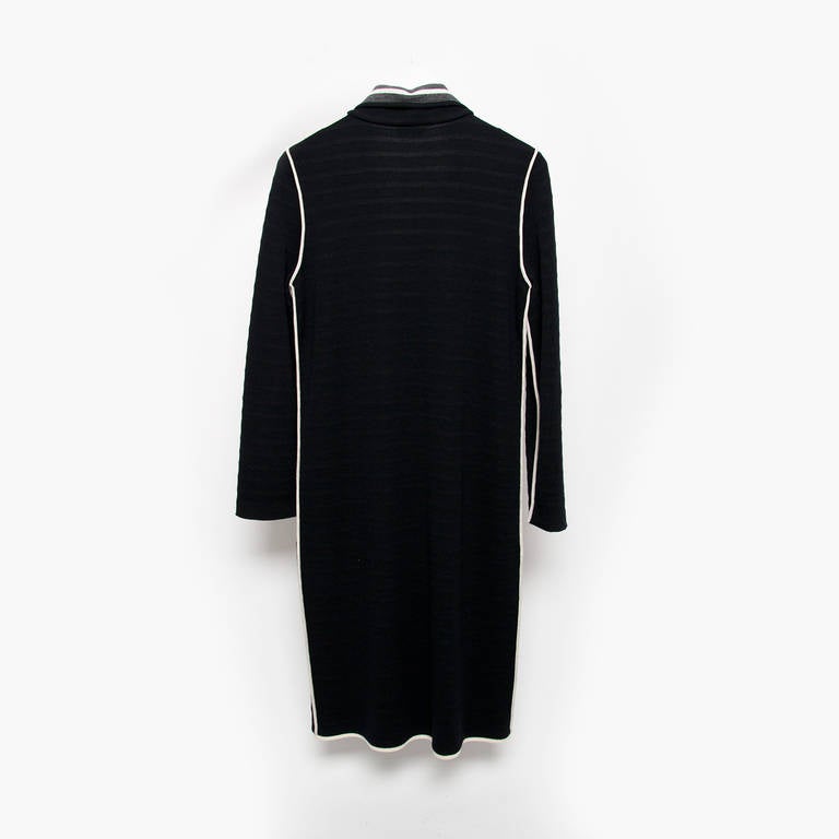 Chanel Reversible Long Cardigan Sweater In Good Condition In Antwerp, BE