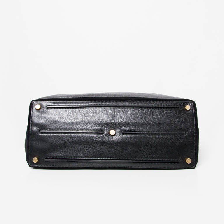 Yves Saint Laurent Muse Two Black In Excellent Condition In Antwerp, BE