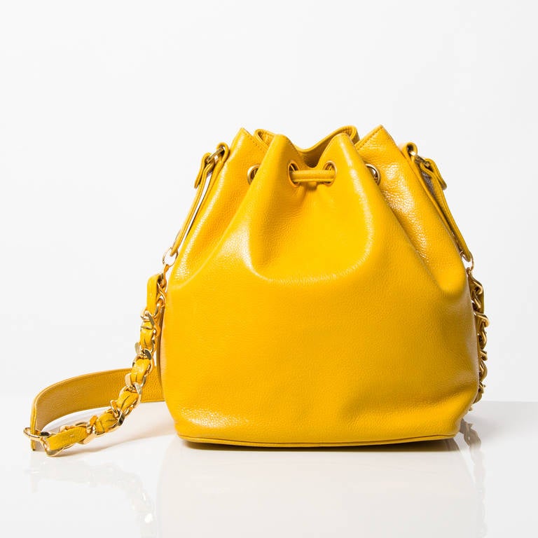 Women's Chanel 90s Bucket Bag Yellow & Gold