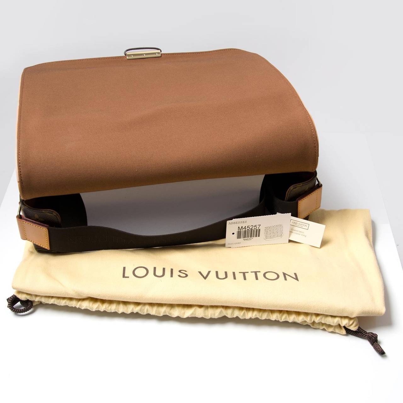 Women's or Men's Louis Vuitton Valmy MM Messenger