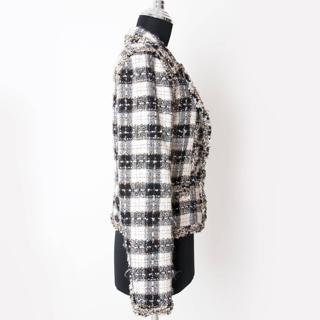 Chanel Checked Bouclé Short Jacket In Excellent Condition In Antwerp, BE