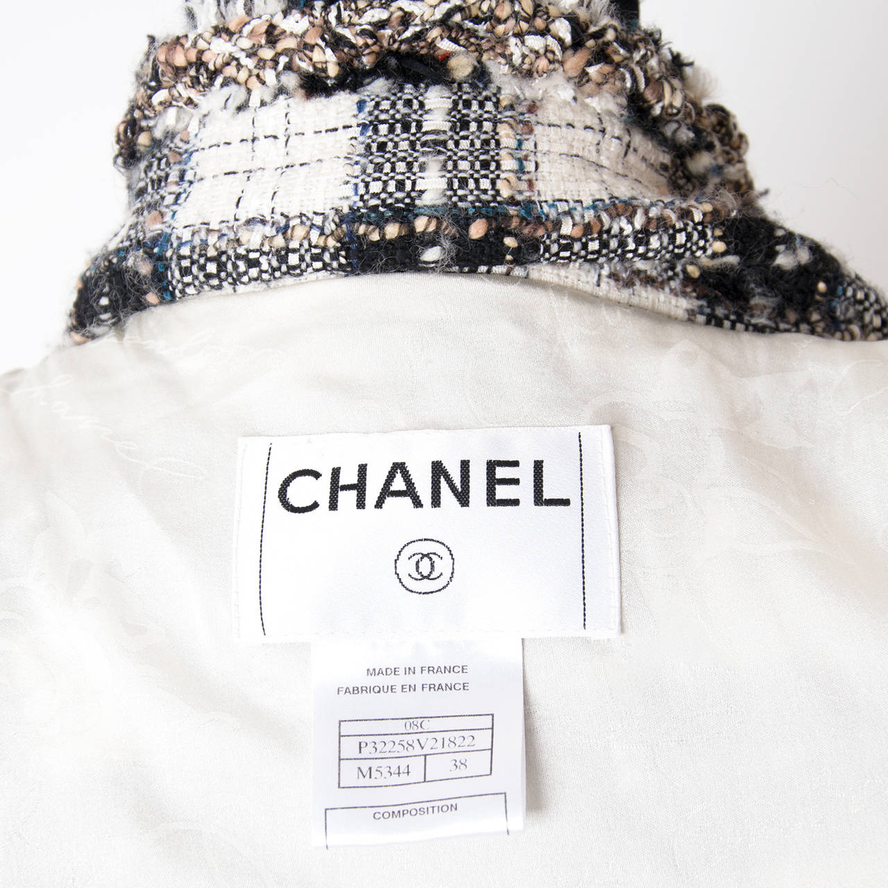 Chanel Checked Bouclé Short Jacket 3