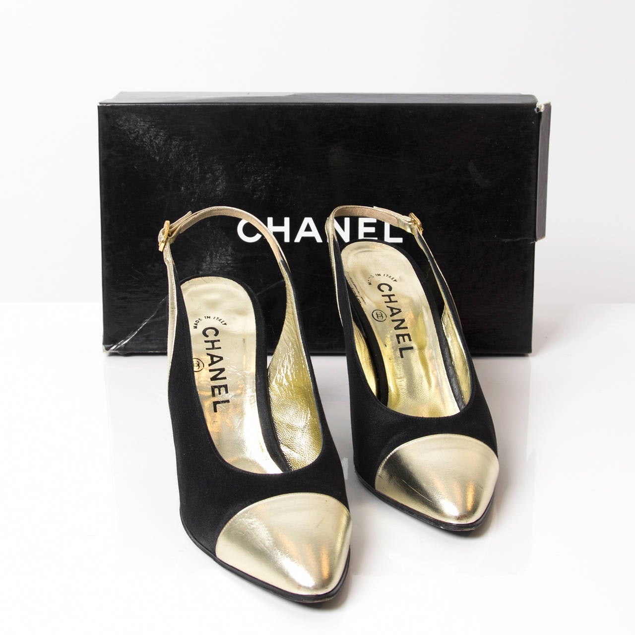 Chanel In Excellent Condition In Antwerp, BE