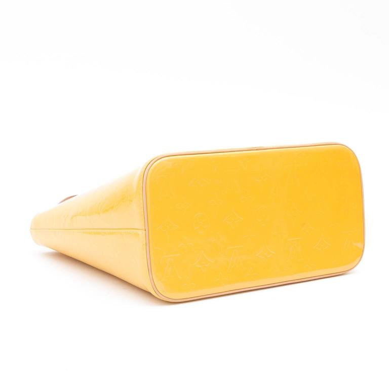 Louis Vuitton Monogram Vernis Houston - Yellow Totes, Handbags - LOU795675