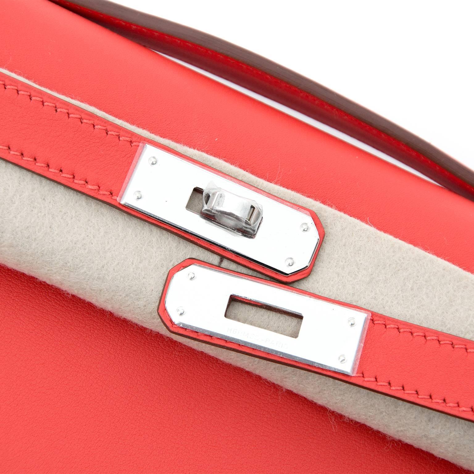 Brand*New Hermes Capucine Pochette Kelly Cut Veau Swift  In New Condition In Antwerp, BE