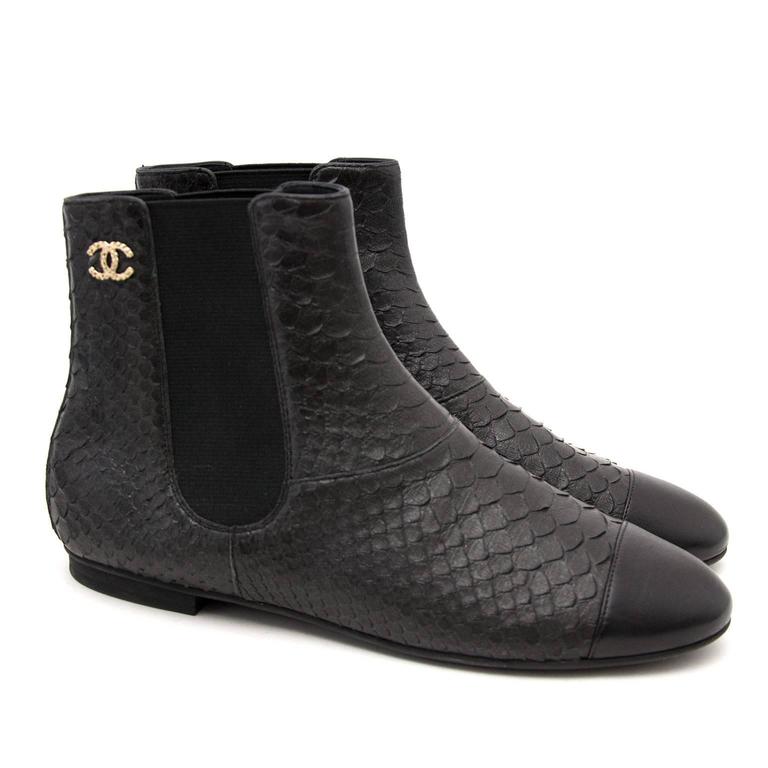 chanel chelsea boot