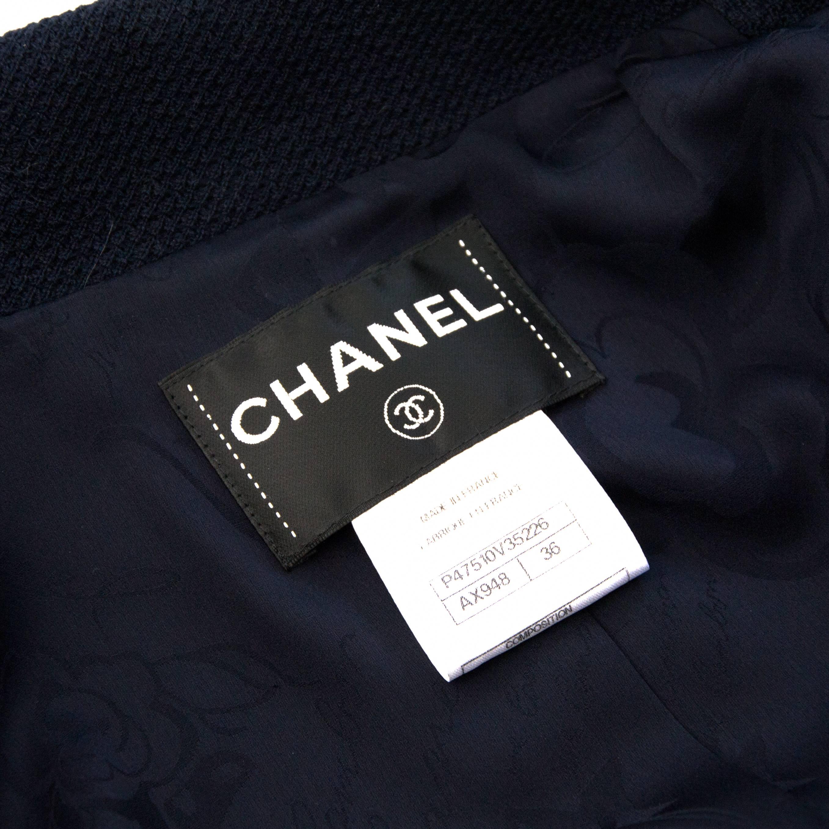 Chanel Blue Blazer  In Excellent Condition For Sale In Antwerp, BE