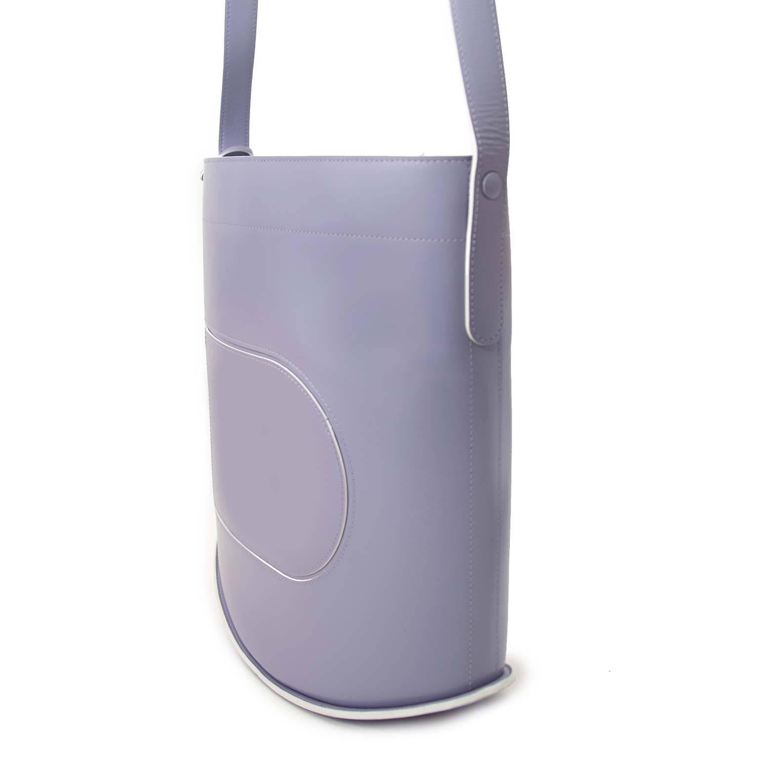 Delvaux Lila Le Pin Box Calf Leather Shoulder Bag In Excellent Condition In Antwerp, BE
