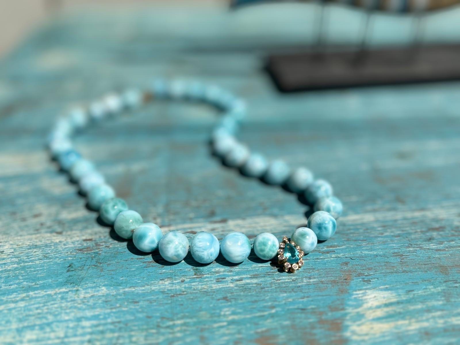 Collier véritable d'apatites Paraiba et de Larimar de 490 carats avec diamants en vente 2