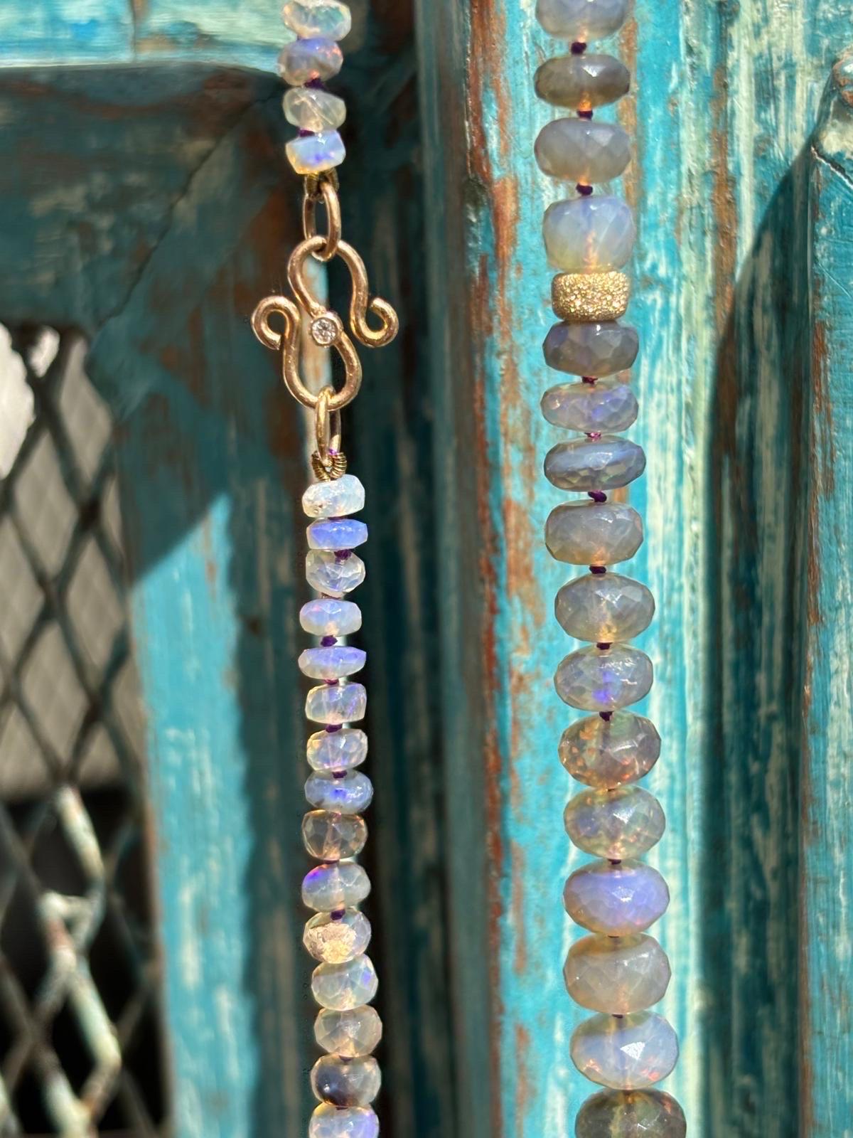 Sparkling Lightning Ridge Opal 18K Diamond Beaded Necklace For Sale 3