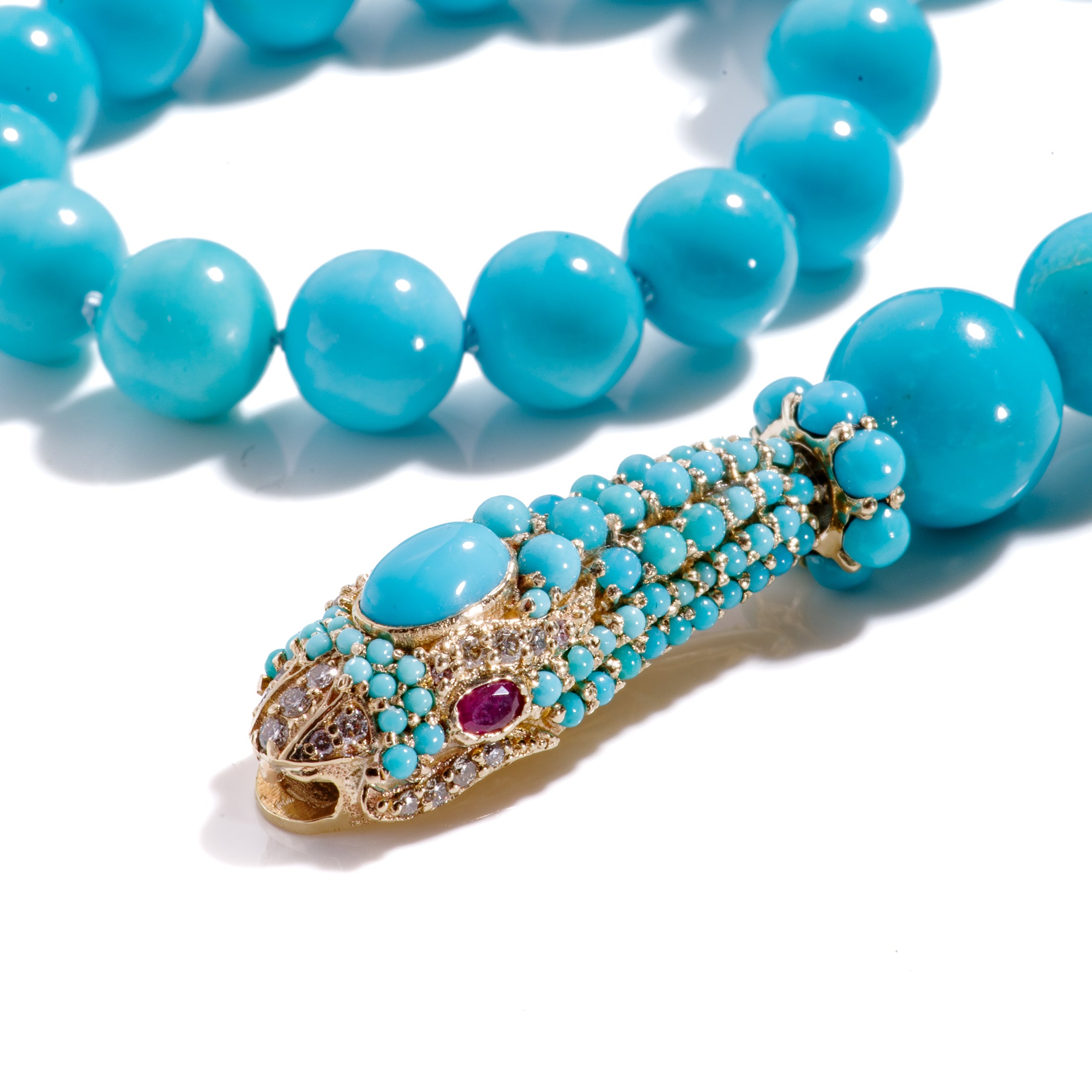 What does jewelry do?