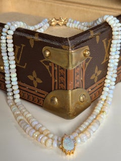 Collar de oro de 18 quilates con diamantes y ópalo australiano en capas