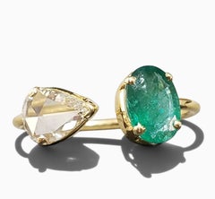 Toi Moi Emerald and Diamond 18K Yellow Gold Birthstone Ring