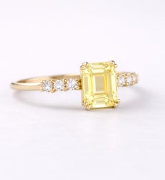 Yellow Ceylon Sapphire & Diamonds 18K Yellow Gold Ring