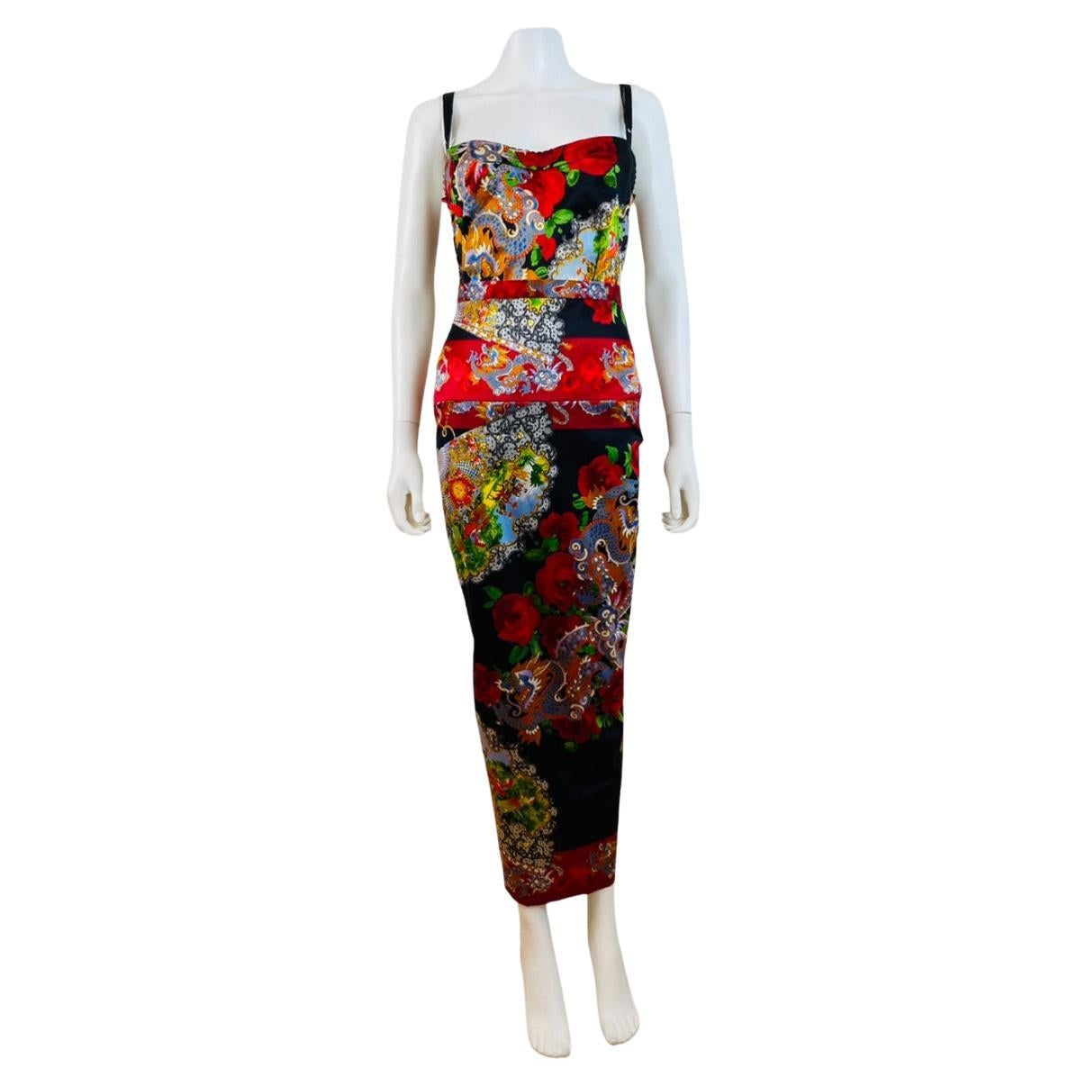 Vintage 1998 1990s Dolce + Gabbana Silk Satin Dragon Floral Corset Bustier Skirt en vente