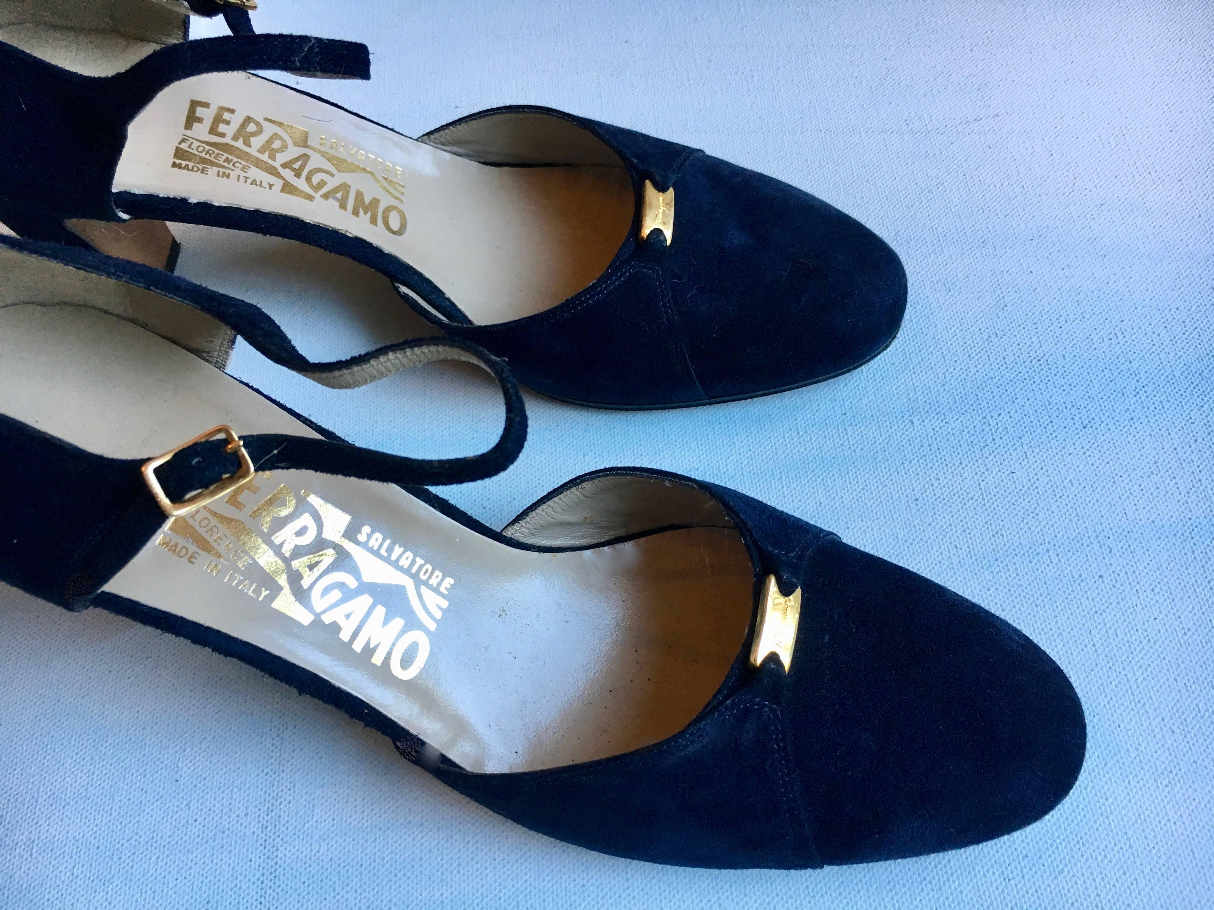 Women's or Men's Ladies Blue Velvet Ferragamo Shoes