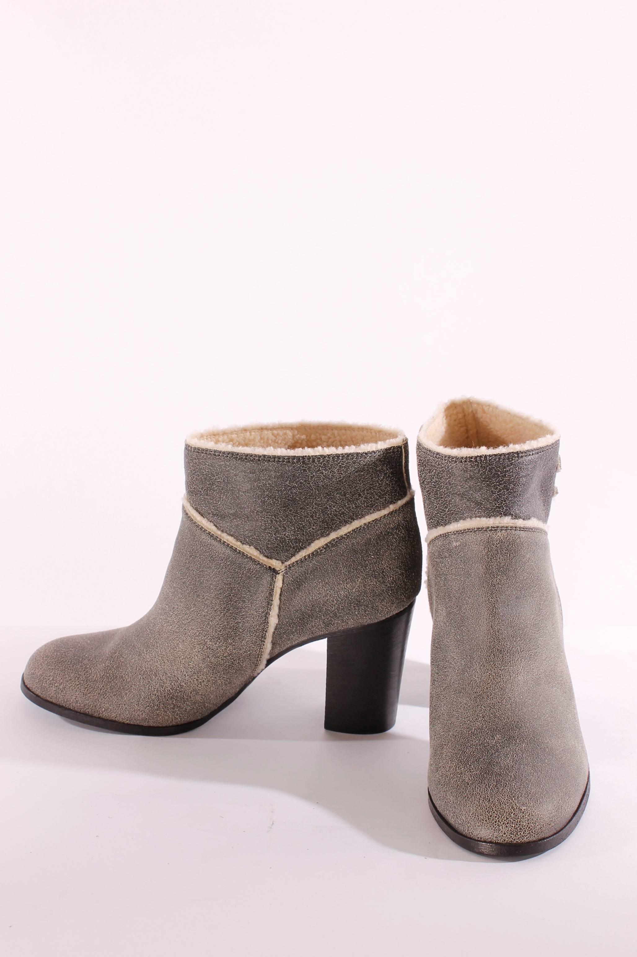 Chanel Ankle Boots - grey leather/fur In New Condition In Baarn, NL