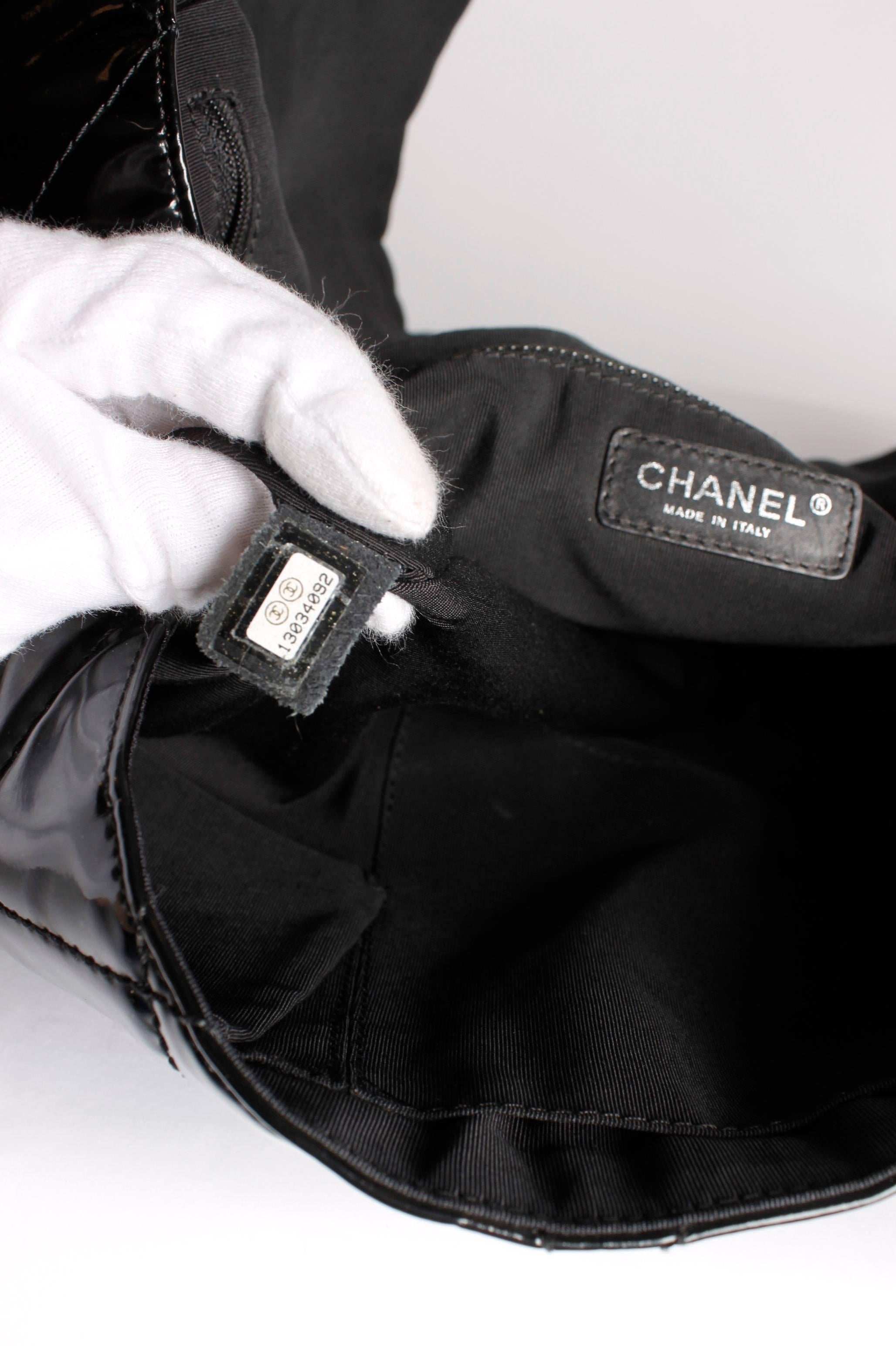 Chanel XXL Reissue Flap Bag - black patent leather In Excellent Condition In Baarn, NL