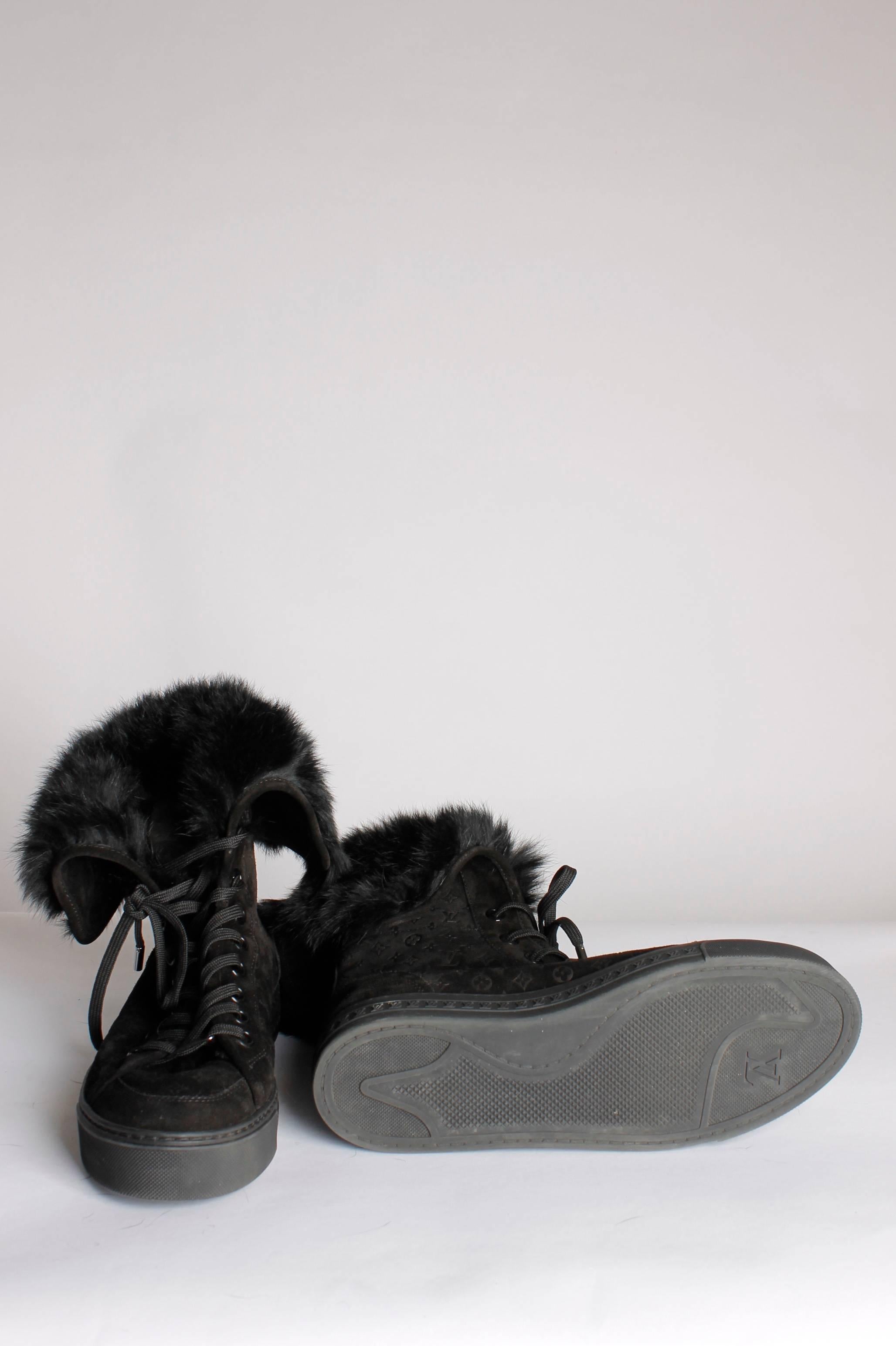 louis vuitton rabbit fur boots