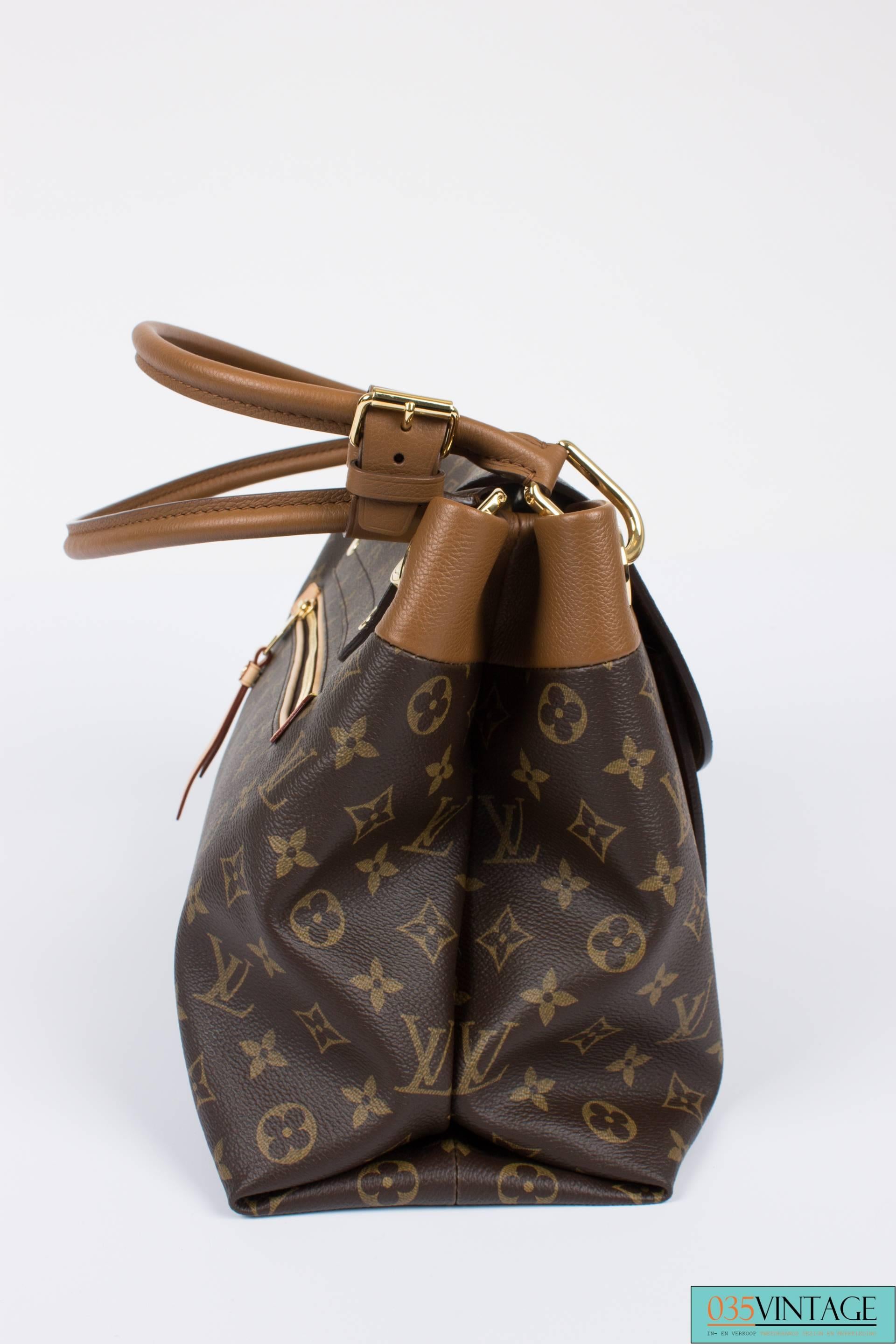 Louis Vuitton Monogram Olympe Bag In New Condition In Baarn, NL