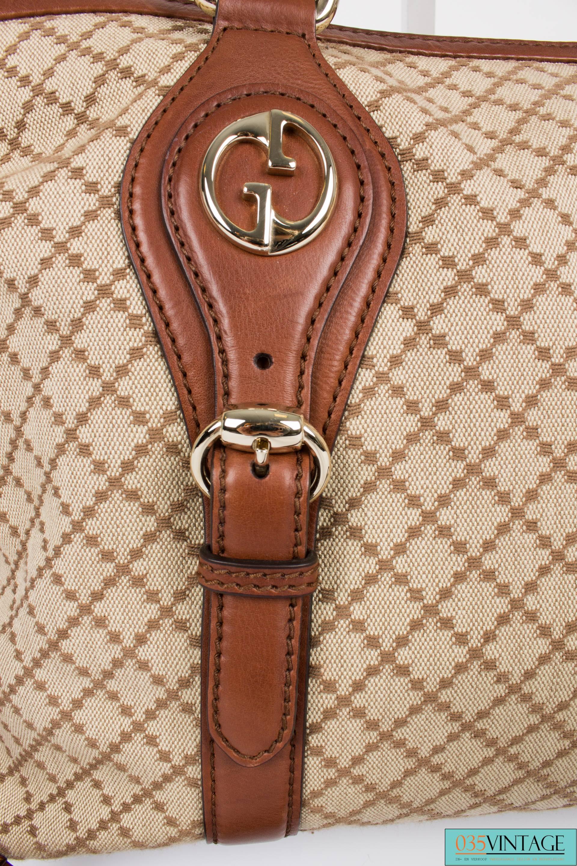 Gucci Diamante Canvas Village Double G Tote - beige canvas/brown leather In New Condition In Baarn, NL