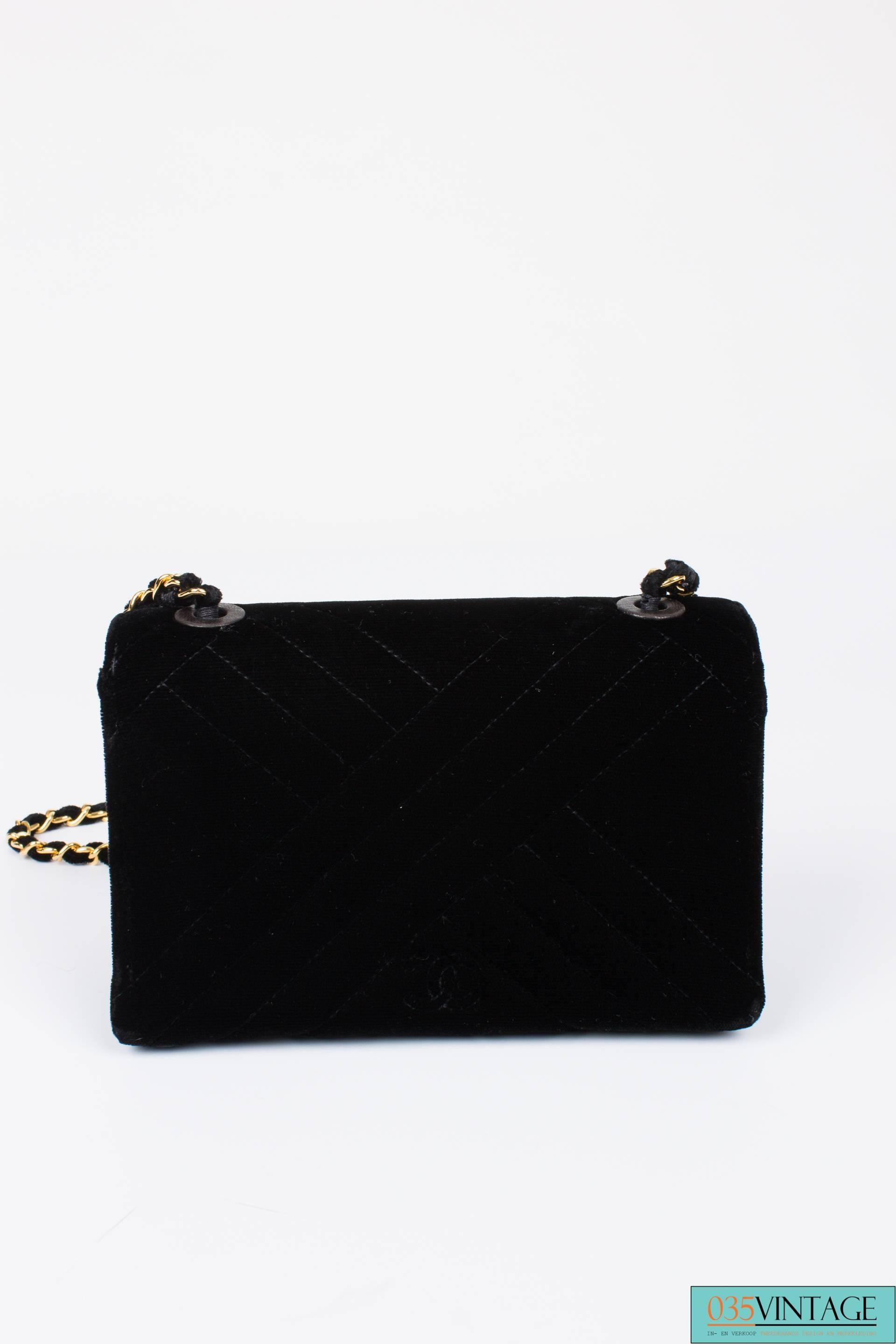 chanel velvet classic flap bag