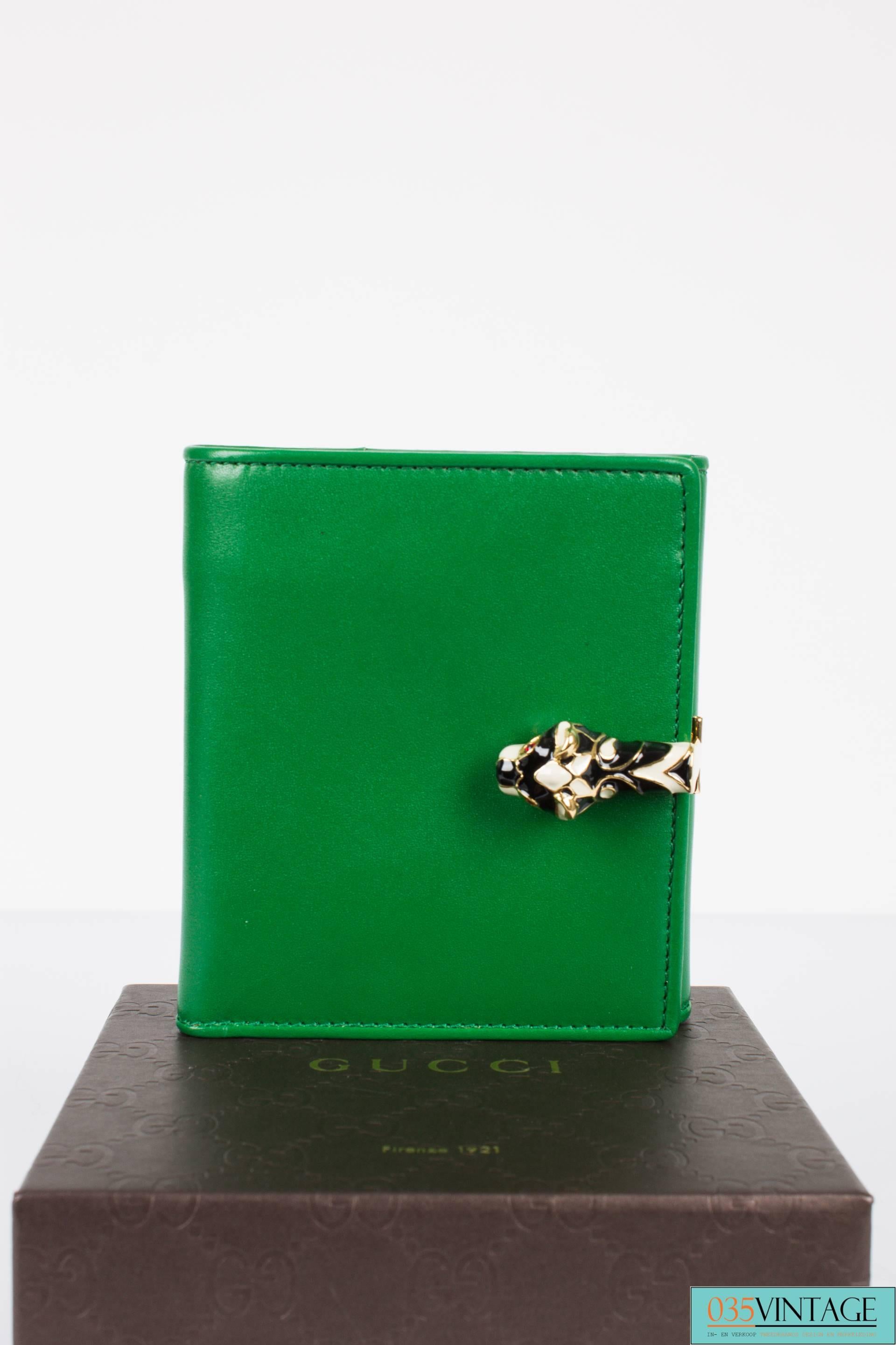 Green Gucci Tigrette Billfold Wallet - green