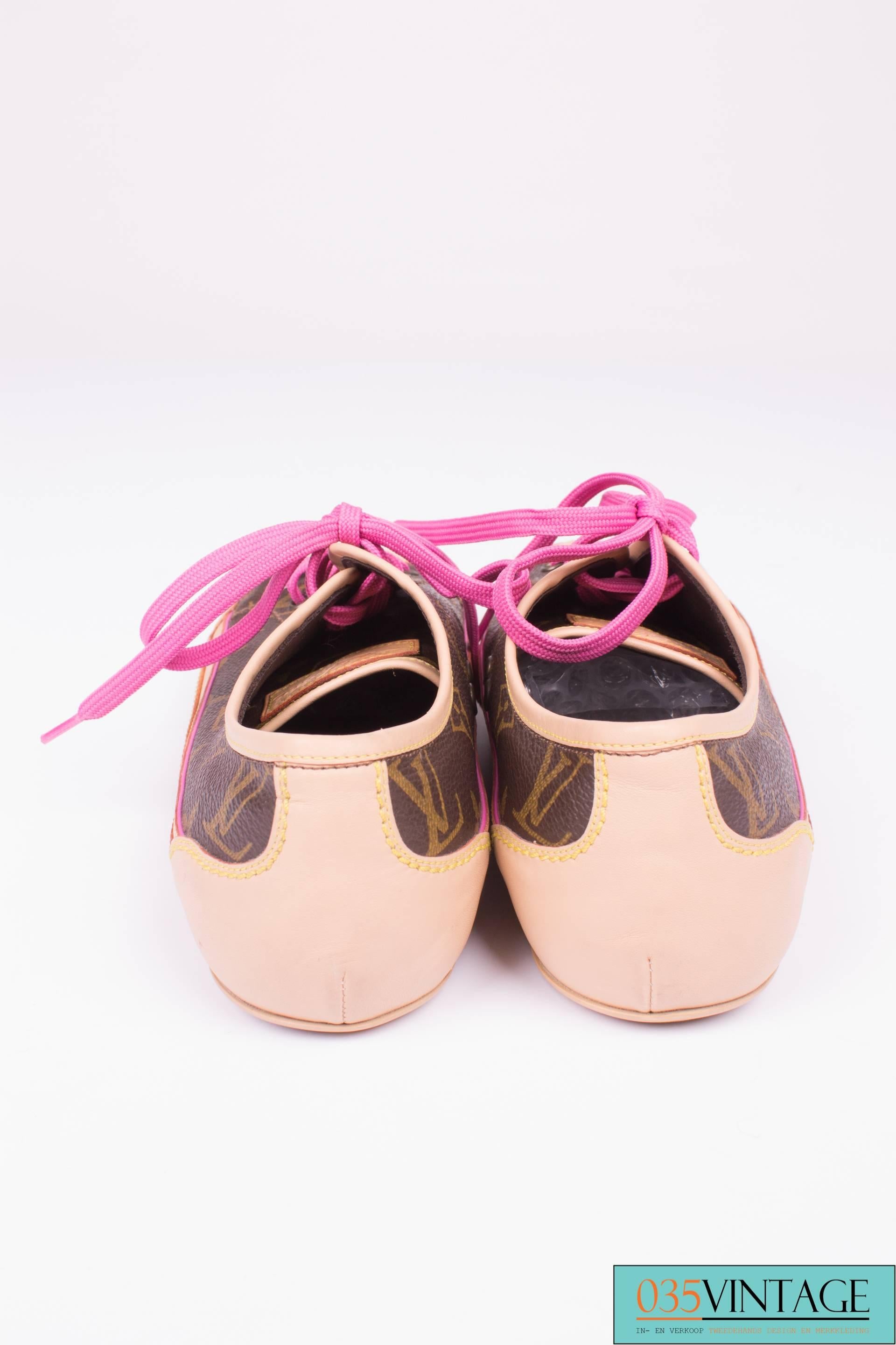 Louis Vuitton Monogram Canvas Capucine Sneakers - brown/pink  In Excellent Condition In Baarn, NL