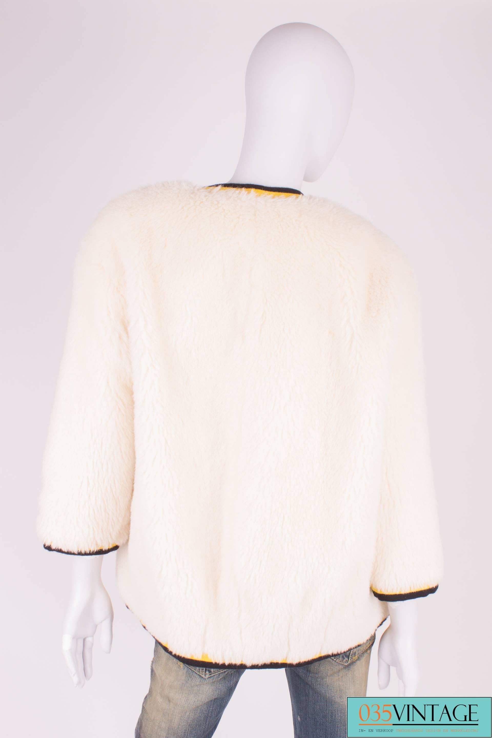 White Chanel Alpaca Vintage Jacket 1994 - ivory white