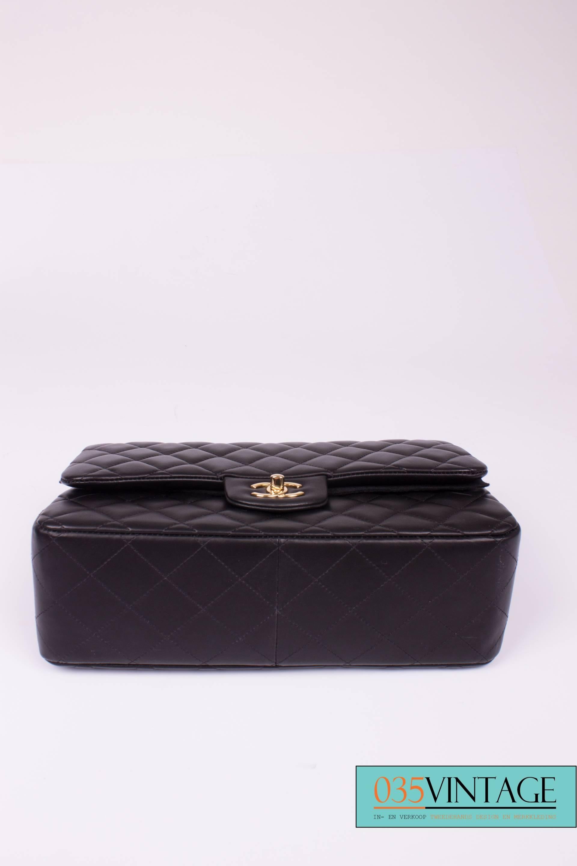 Women's Chanel Timeless Classic Double Flap Bag Jumbo - black leather - new! 
