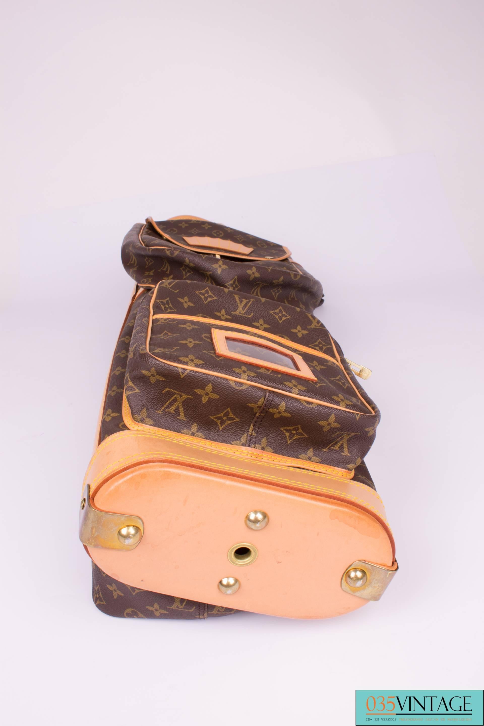 Women's or Men's Louis Vuitton Golf Bag Monogram Canvas - brown 