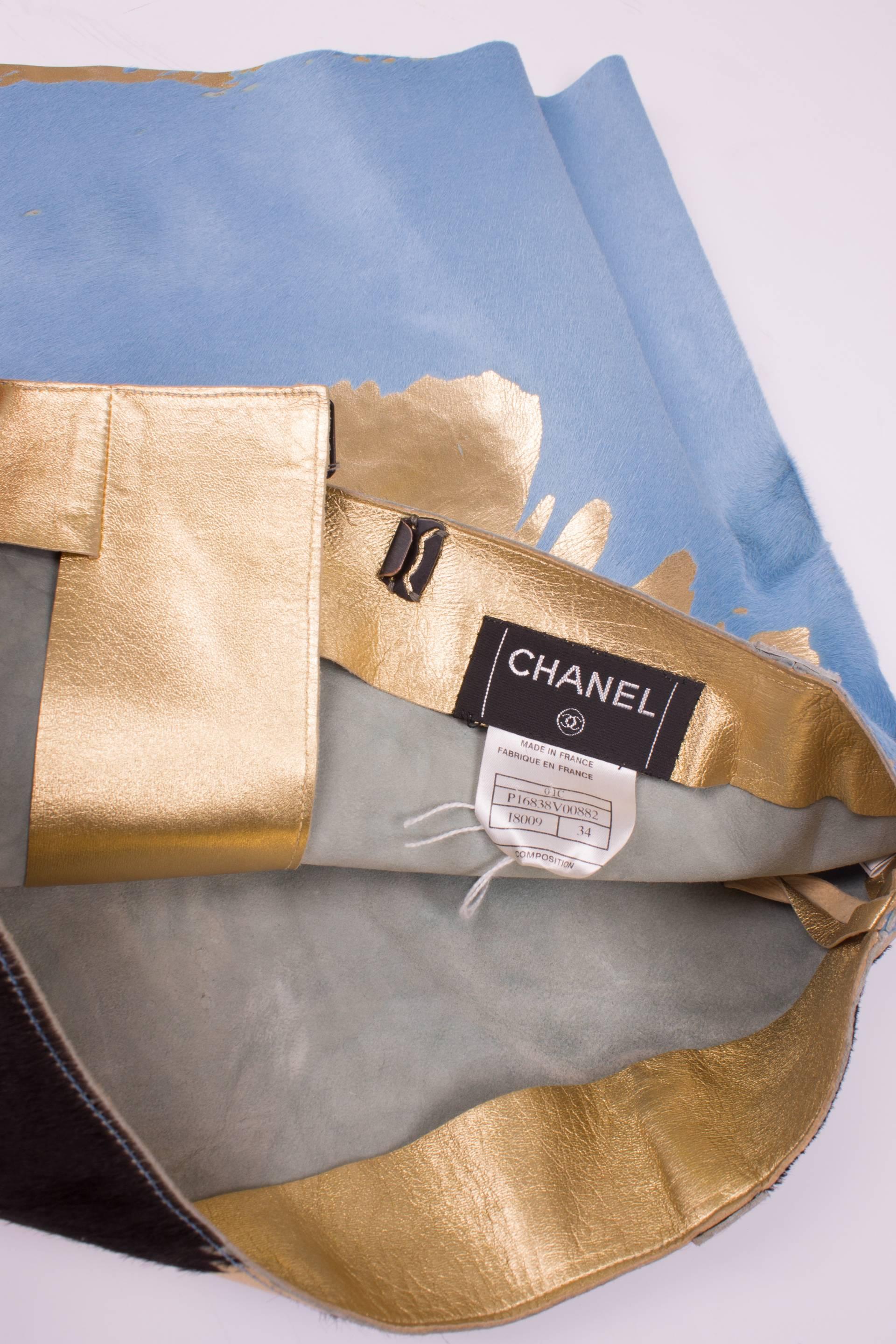 Chanel Calfskin Skirt - light blue/brown/gold  In Excellent Condition For Sale In Baarn, NL